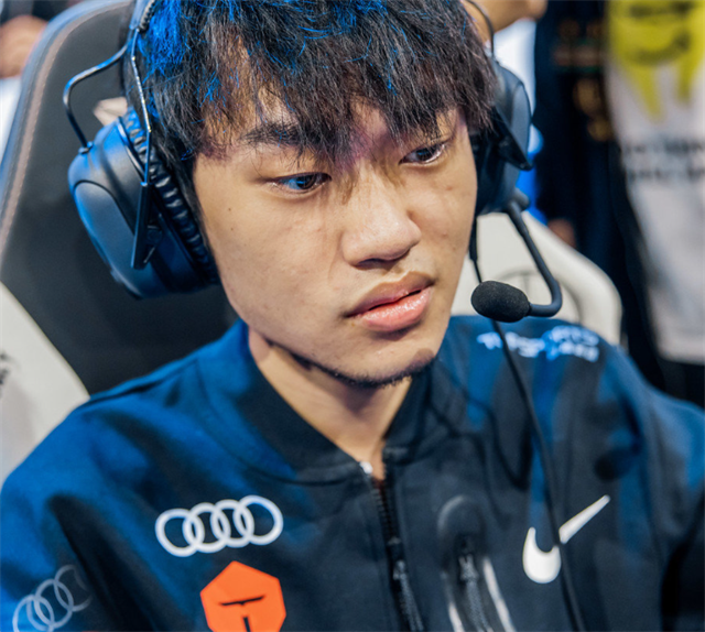 JDG逆转SBTC，Knight一己之力扛起全队的简单介绍