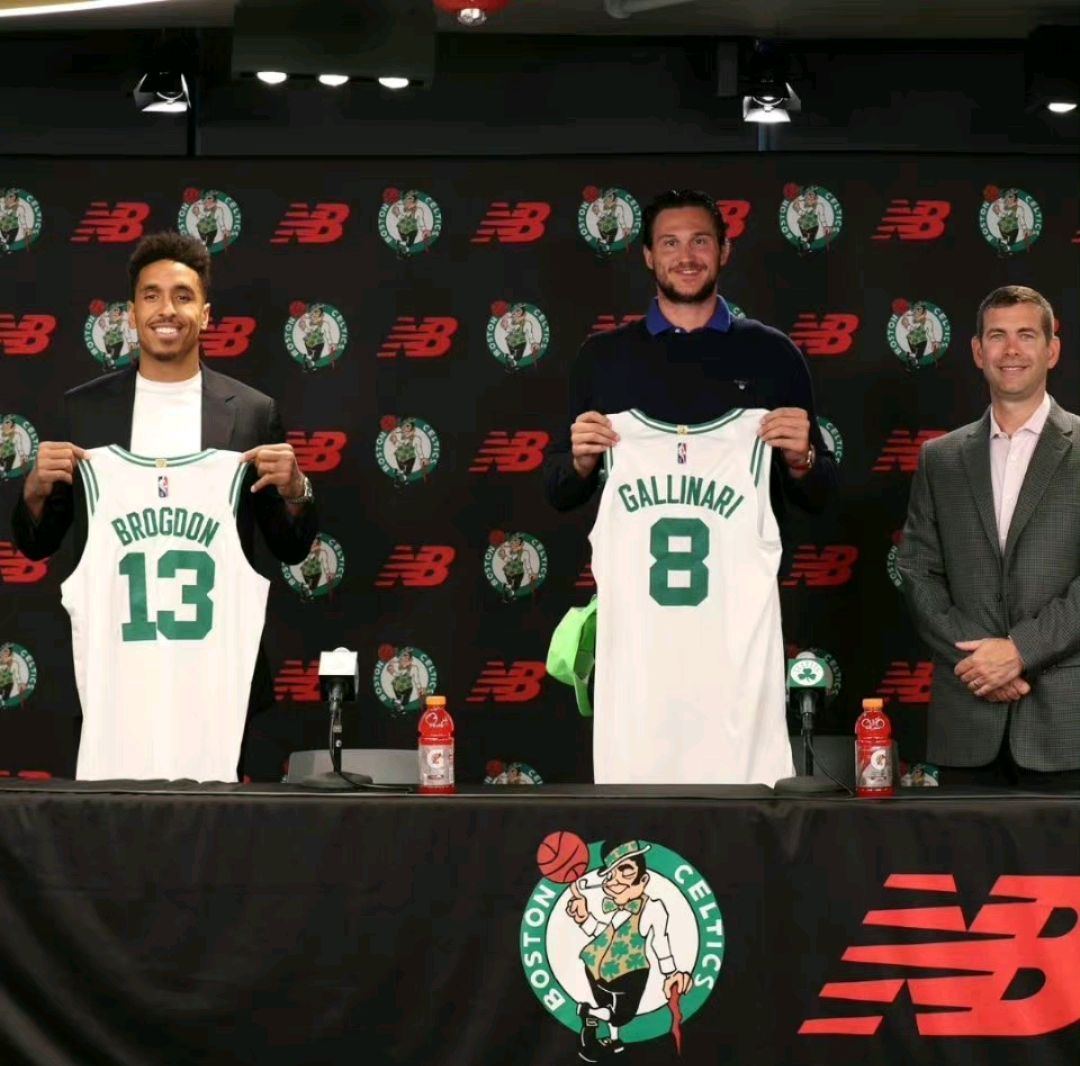 关于湖人B队血洗凯尔特人，加里纳利完成帽子戏法的信息