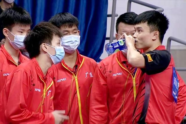 关于韩国队轻取英格兰队，林高远扛起全队的信息