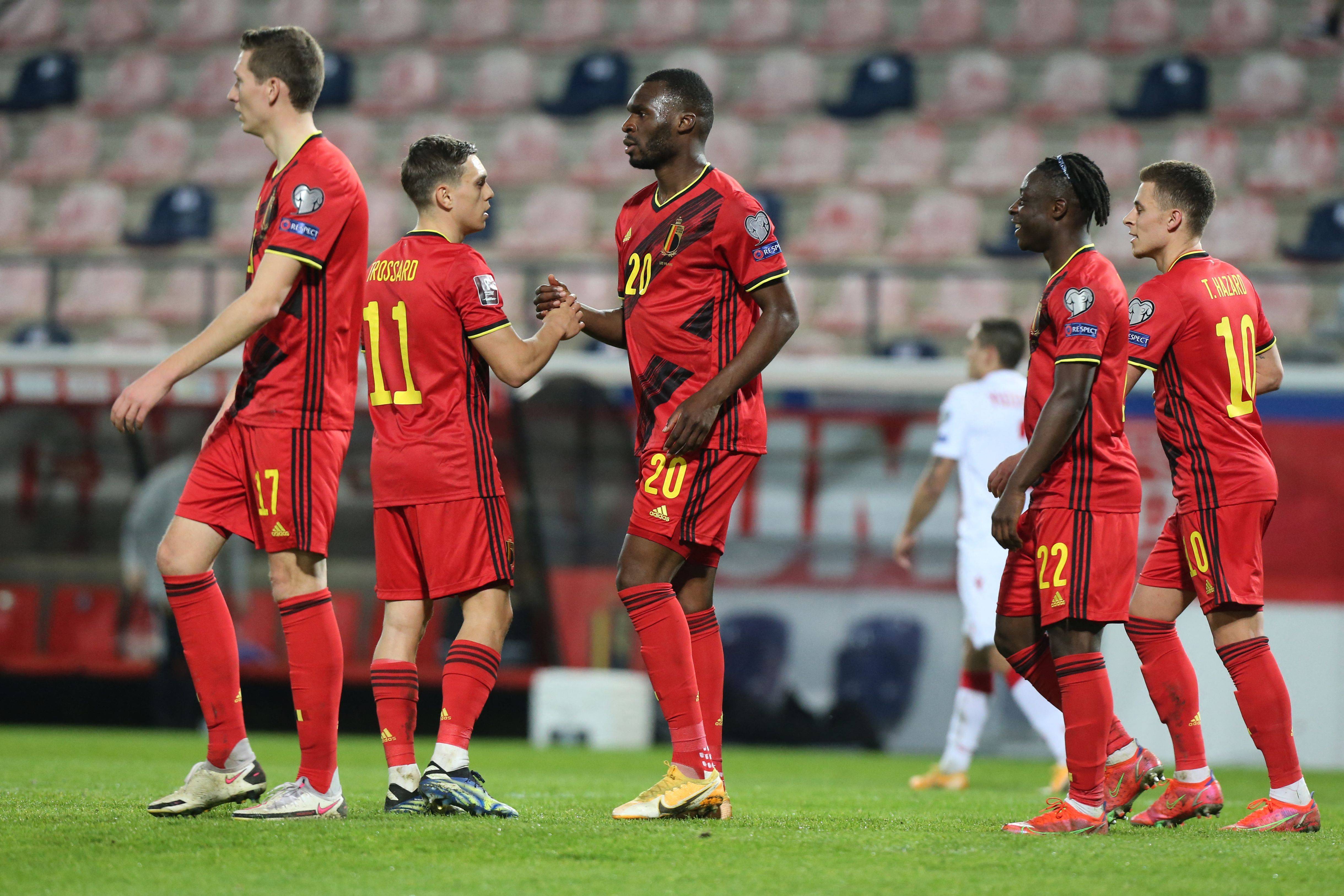 包含比利时队经验丰富，备战国际赛事的词条