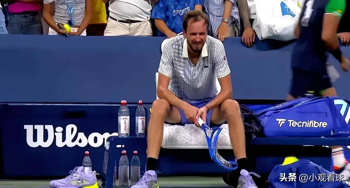 年终总决赛横扫美网，梅德韦杰夫扛起全队