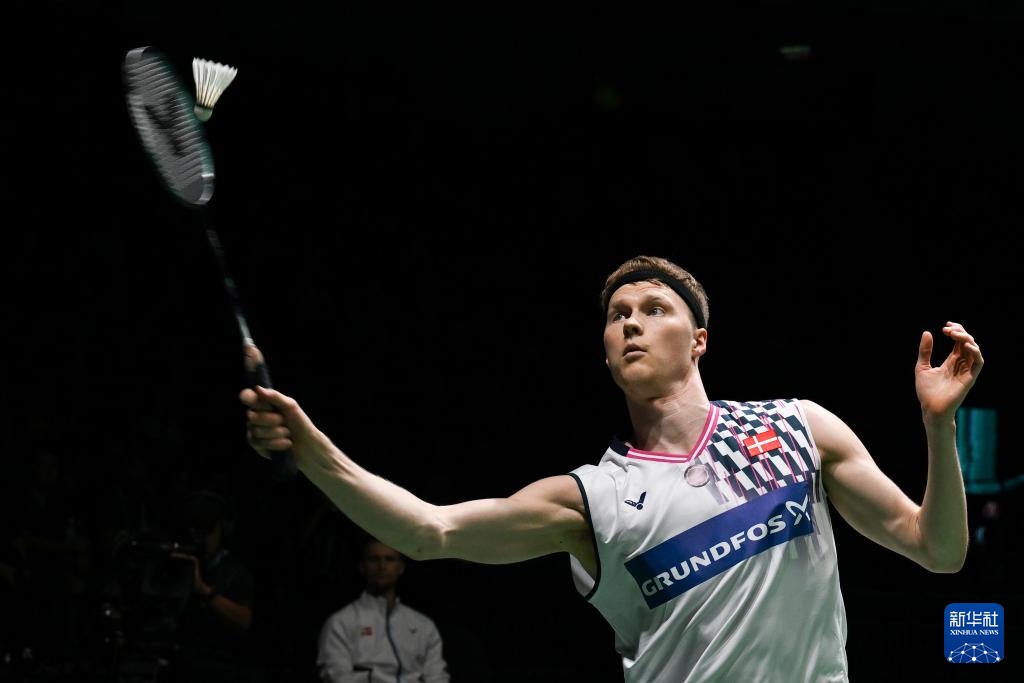 马来西亚队轻取法国队，石宇奇带队取胜