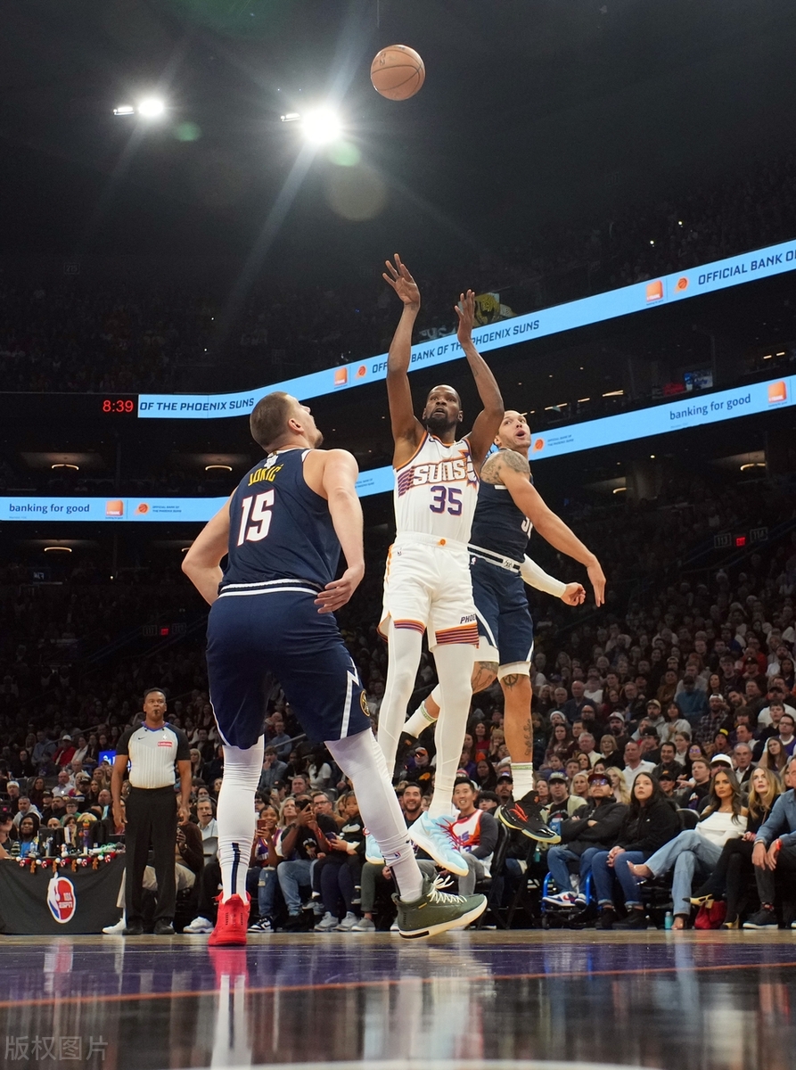 公牛横扫辽宁队，杜兰特统治全场的简单介绍