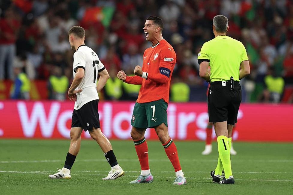 PG电子试玩-包含欧预赛赛事精彩：球队实力此刻揭晓的词条