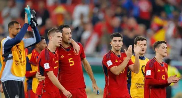 关于摩洛哥强势乌拉圭，加维统治全场的信息