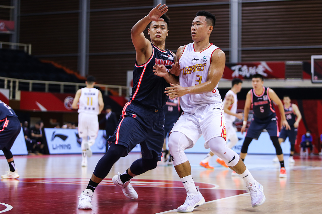 广东队逆转公牛，麦科勒姆带队取胜