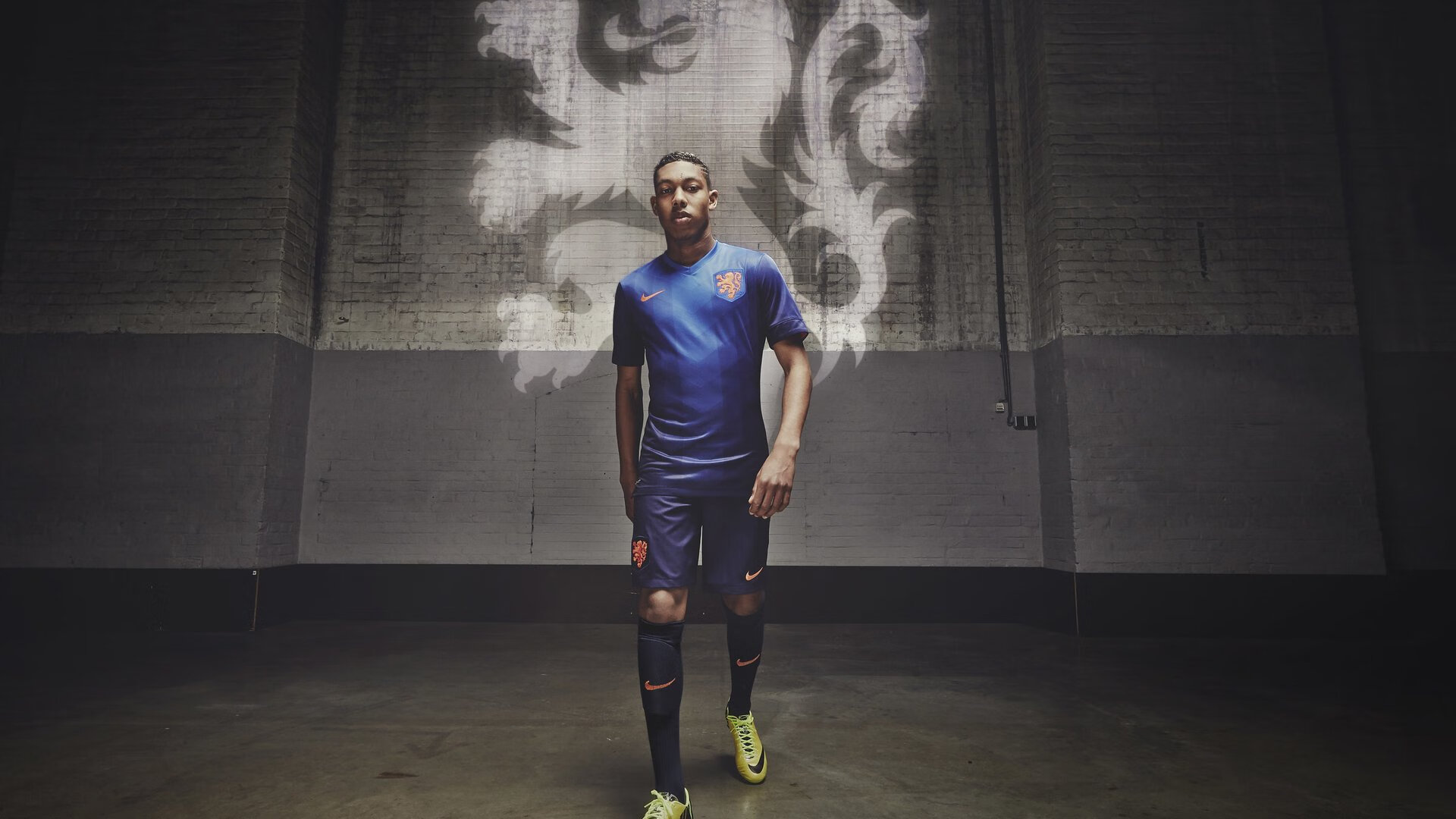 唯一性对决，从卡塔尔到慕尼黑，格纳布里如何以奥地利式韧性接管欧冠半决赛