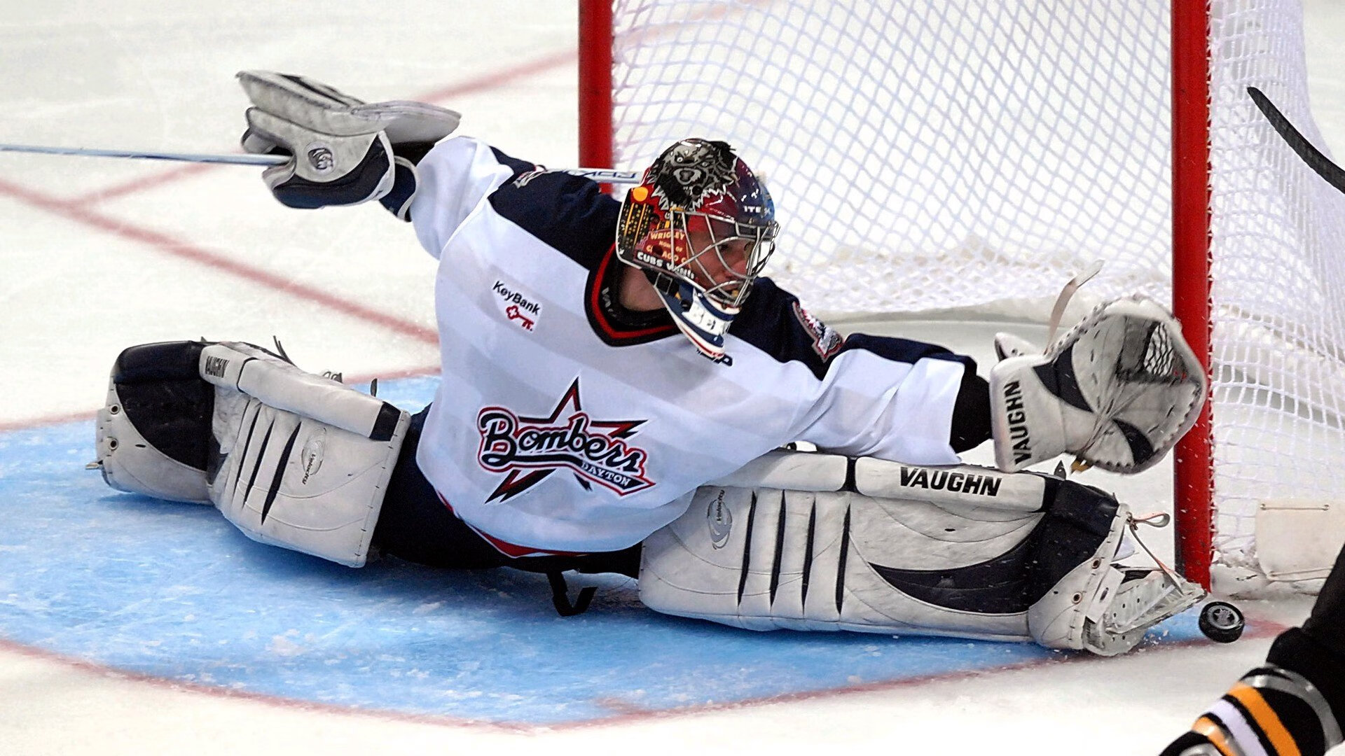 卡塞米罗独木擎天，贝蒂斯逆境中击退奥地利铁骑