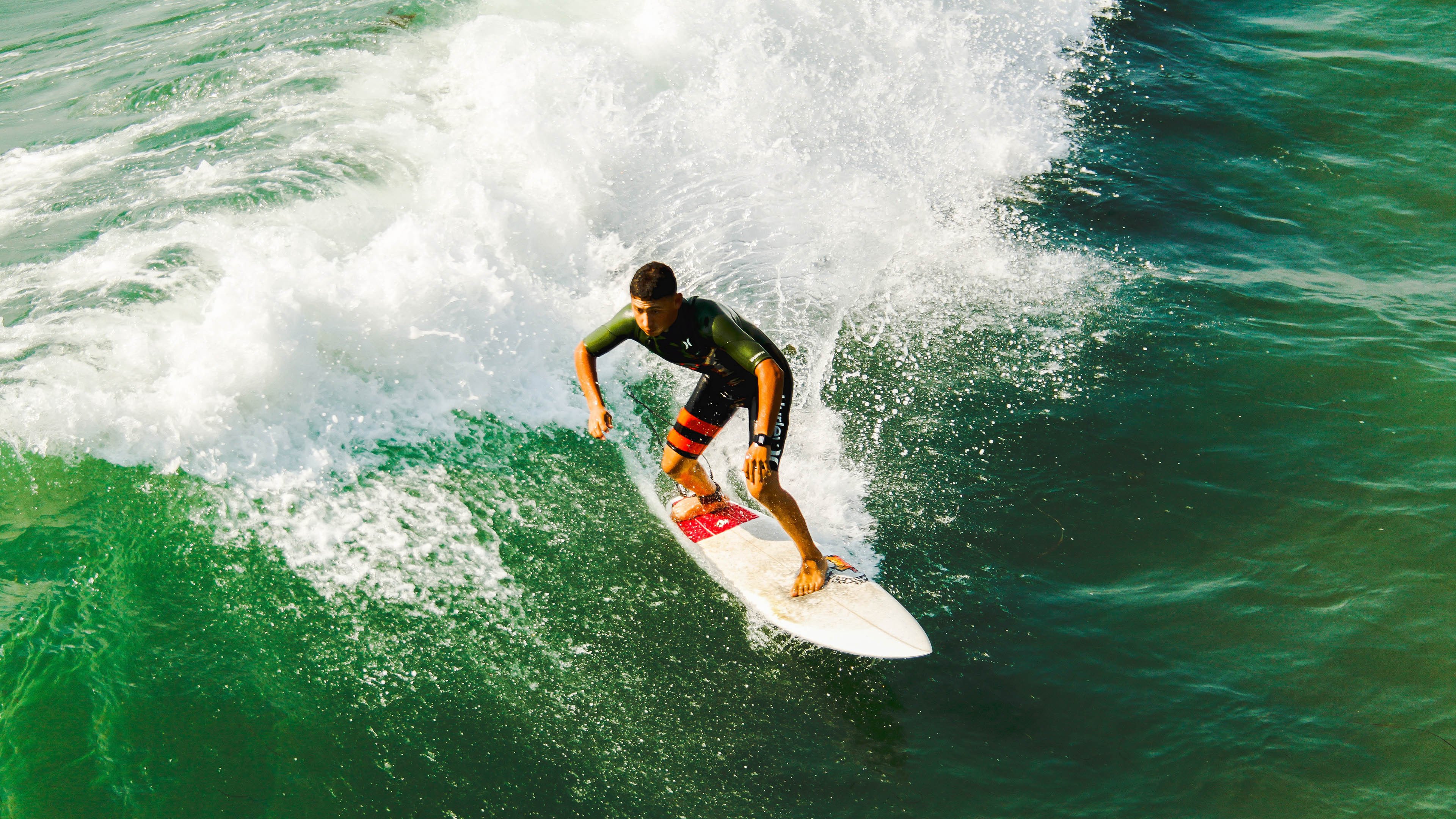 锡安肆虐禁区,马刺团队篮球完胜公牛,新老对决见证时代传承